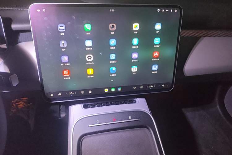 Used Nio ET5T 2025 75 kWh Touring Audio And AC Panel