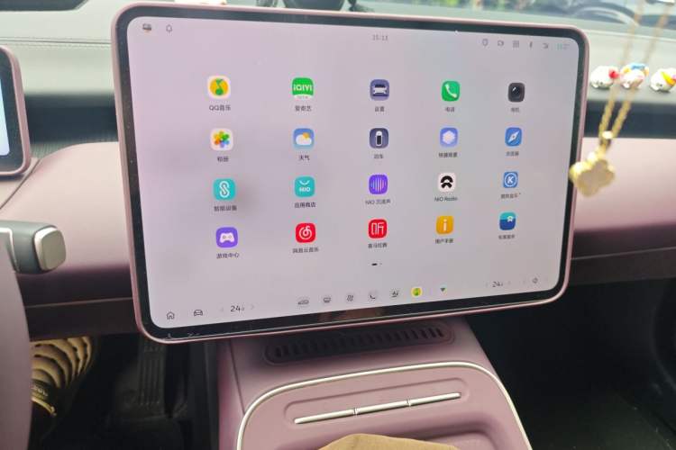 Used Nio ET5T 2025 75 kWh Touring Audio And AC Panel