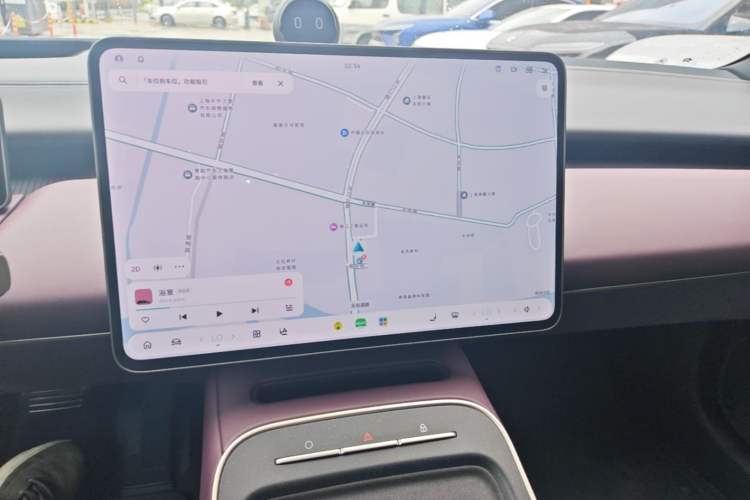 Used Nio ET5T 2025 75 kWh Touring Audio And AC Panel