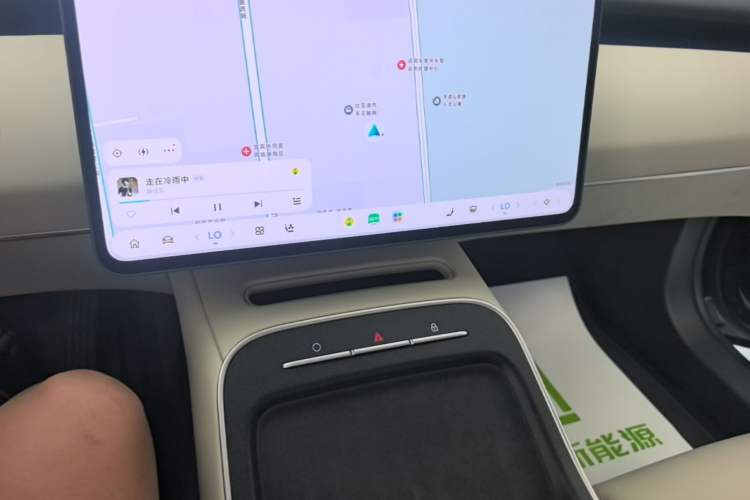 Used Nio ET5T 2025 75 kWh Touring Audio And AC Panel