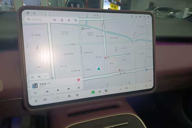 Used Nio ET5T 2025 75 kWh Touring Audio And AC Panel