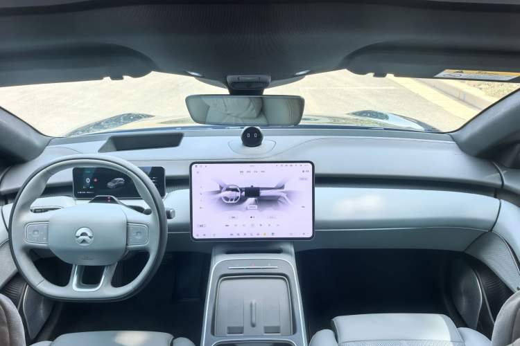 Used Nio ET5T 2025 75 kWh Touring Audio And AC Panel