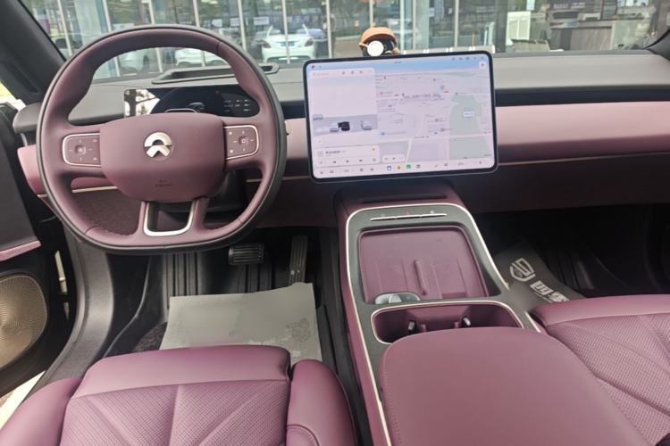 Used Nio ET5T 2025 100kWh Touring Center Console