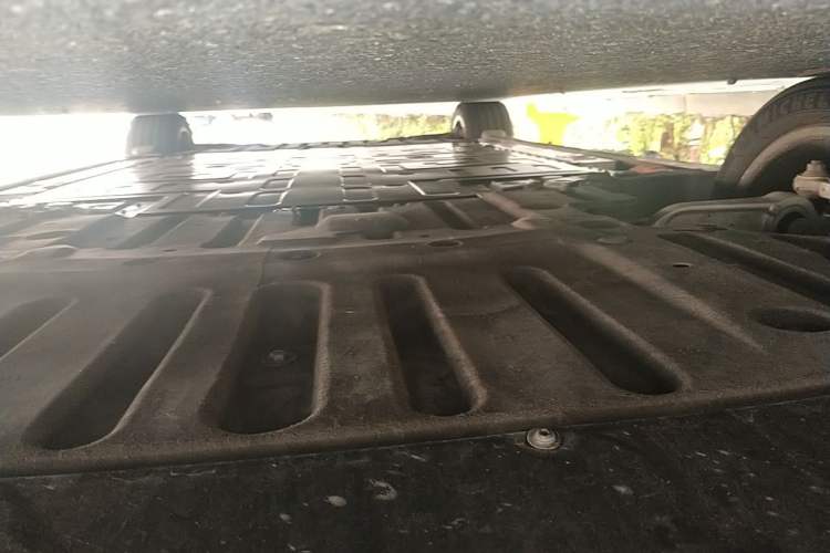 Used Nio ET5T 2025 75 kWh Touring Chassis Front