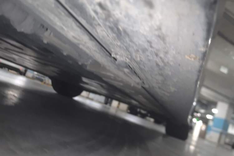 Used Nio ET5T 2025 75 kWh Touring Chassis Front Left
