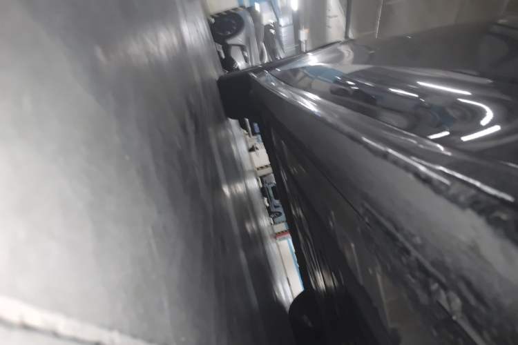 Used Nio ET5T 2025 75 kWh Touring Chassis Front Right