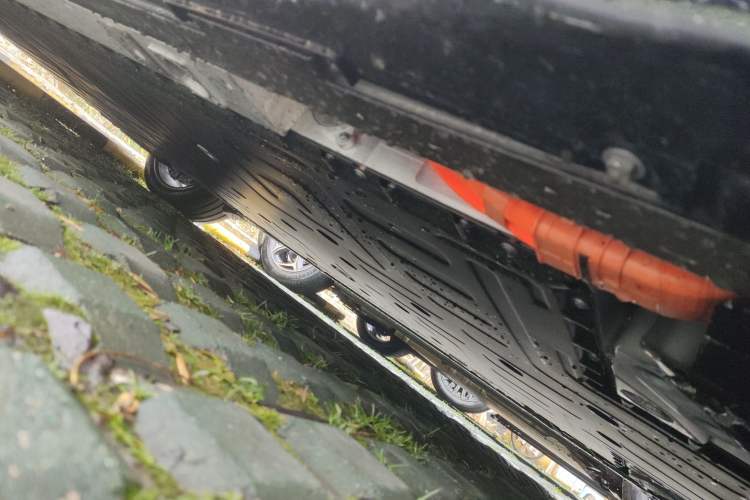 Used Nio ET5T 2025 100kWh Touring Chassis Front Right