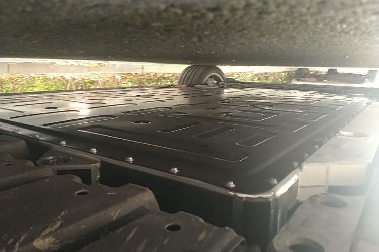Used Nio ET5T 2025 75 kWh Touring Chassis Rear Left