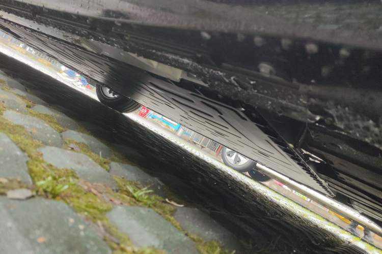 Used Nio ET5T 2025 100kWh Touring Chassis Rear Left