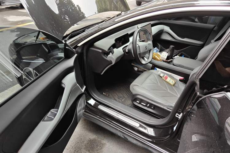 Used Nio ET5T 2025 75 kWh Touring Driver Seat