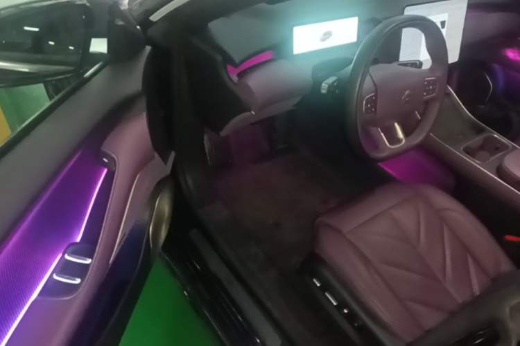 Used Nio ET5T 2025 75 kWh Touring Driver Seat