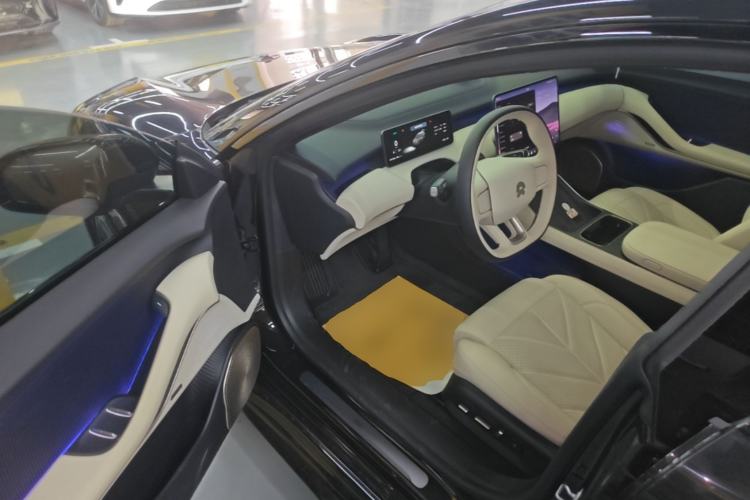 Used Nio ET5T 2025 75 kWh Touring Driver Seat
