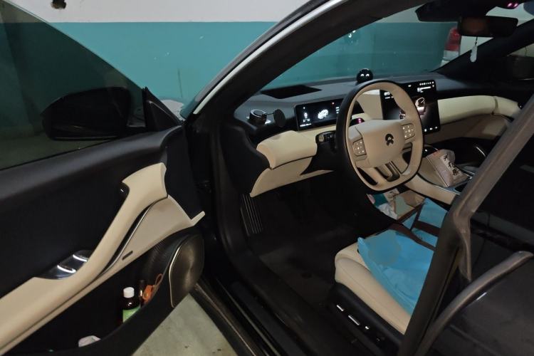 Used Nio ET5T 2025 75 kWh Touring Driver Seat