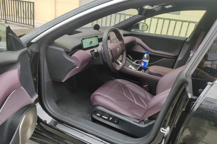 Used Nio ET5T 2025 75 kWh Touring Driver Seat