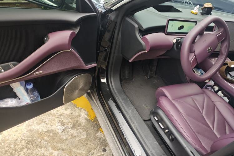 Used Nio ET5T 2025 75 kWh Touring Driver Seat