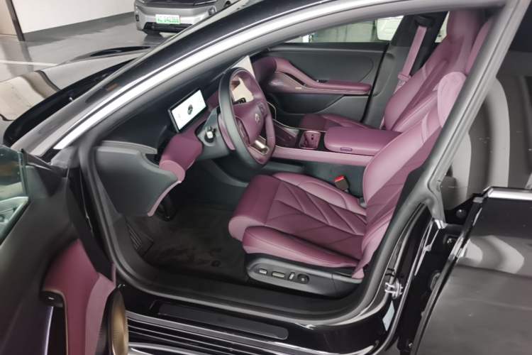 Used Nio ET5T 2025 75 kWh Touring Driver Seat