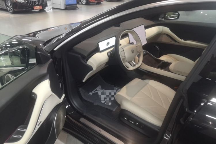 Used Nio ET5T 2025 75 kWh Touring Driver Seat