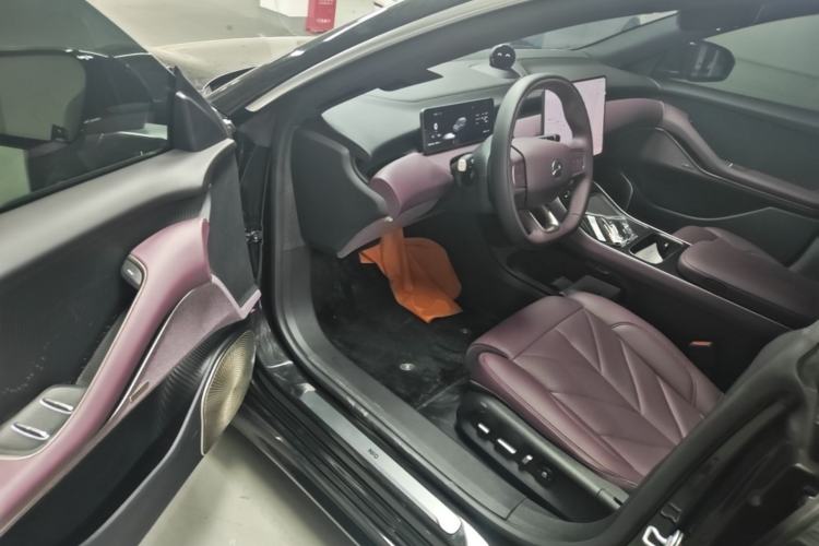 Used Nio ET5T 2025 75 kWh Touring Driver Seat