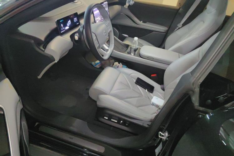 Used Nio ET5T 2025 75 kWh Touring Driver Seat