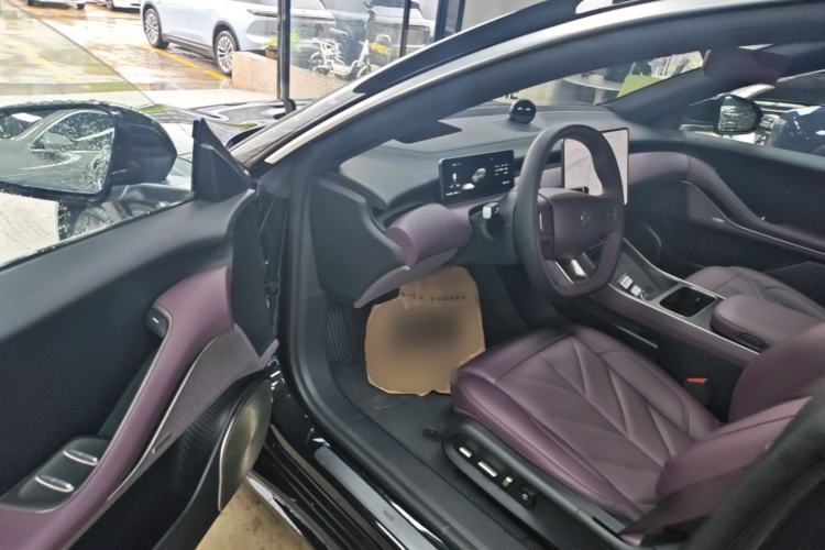 Used Nio ET5T 2025 75 kWh Touring Driver Seat