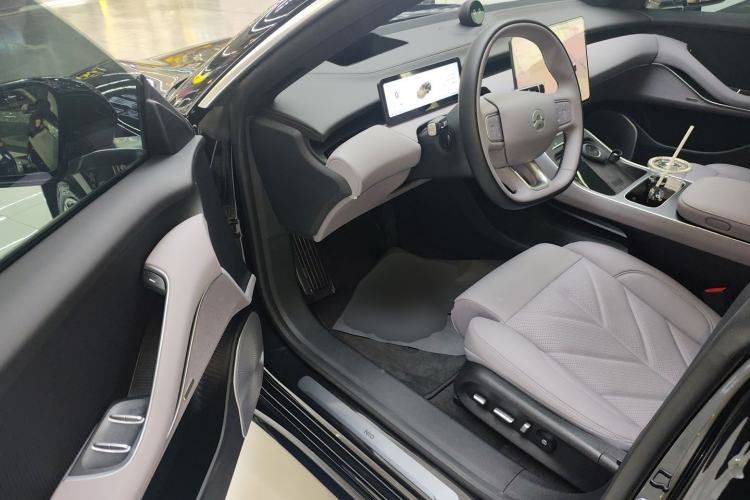 Used Nio ET5T 2025 75 kWh Touring Driver Seat
