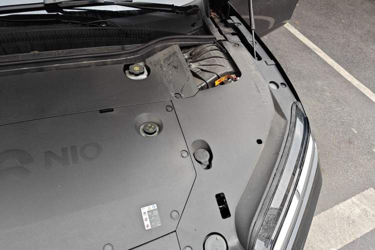 Used Nio ET5T 2025 75 kWh Touring Engine Bay Left