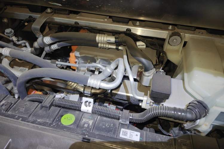 Used Nio ET5T 2025 75 kWh Touring Engine Bay Left