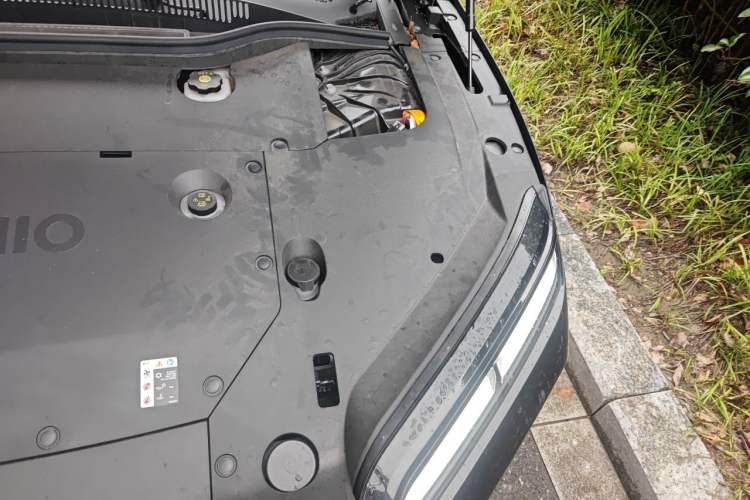 Used Nio ET5T 2025 75 kWh Touring Engine Bay Left