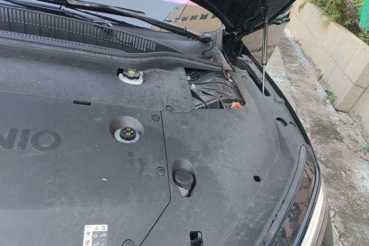 Used Nio ET5T 2025 75 kWh Touring Engine Bay Left