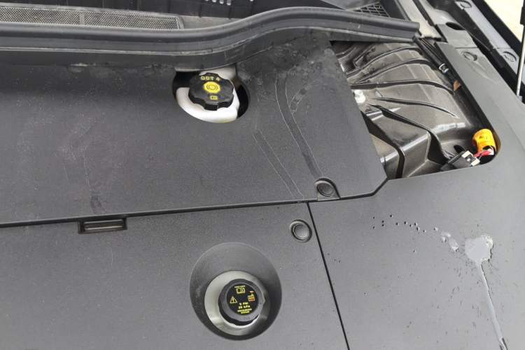 Used Nio ET5T 2025 75 kWh Touring Engine Bay Left
