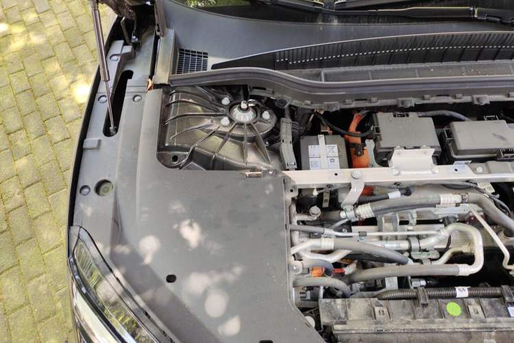 Used Nio ET5T 2025 75 kWh Touring Engine Bay Right