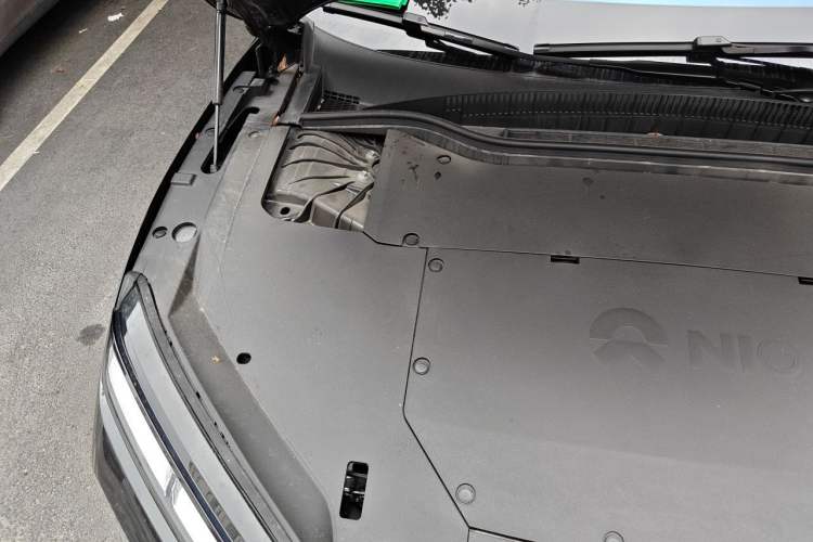 Used Nio ET5T 2025 75 kWh Touring Engine Bay Right