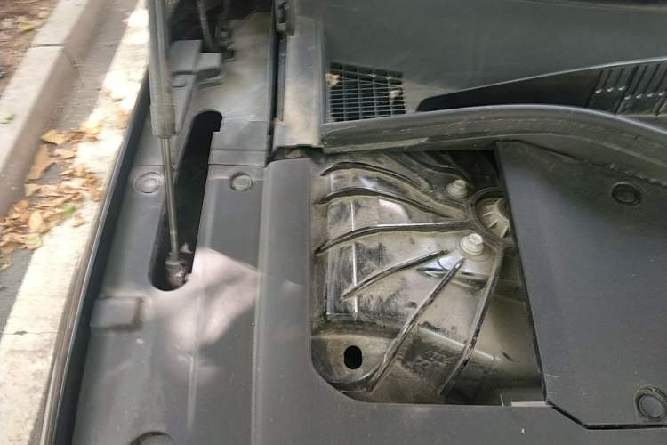Used Nio ET5T 2025 75 kWh Touring Engine Bay Right