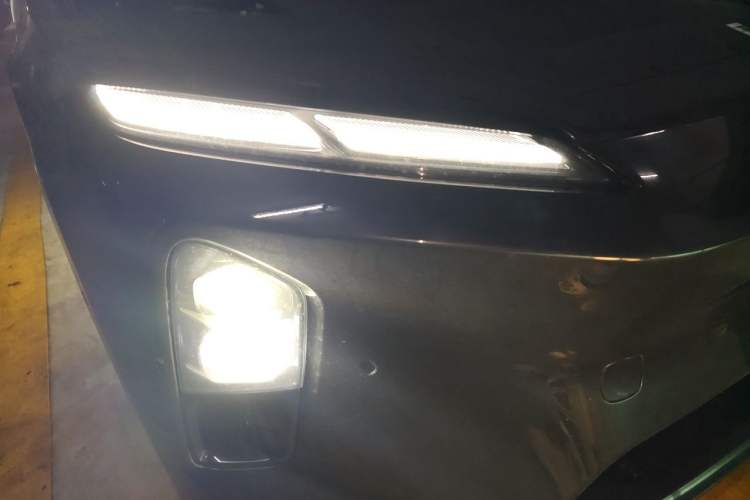 Used Nio ET5T 2025 75 kWh Touring Engine Bay Right