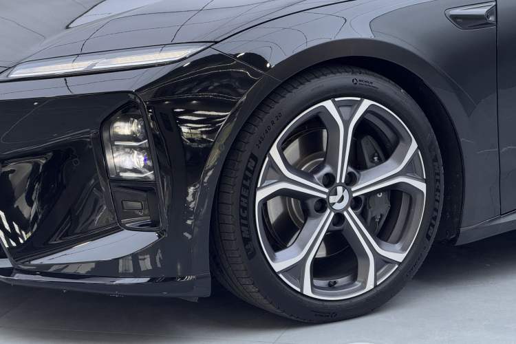 Used Nio ET5T 2025 100kWh Touring Exterior 1