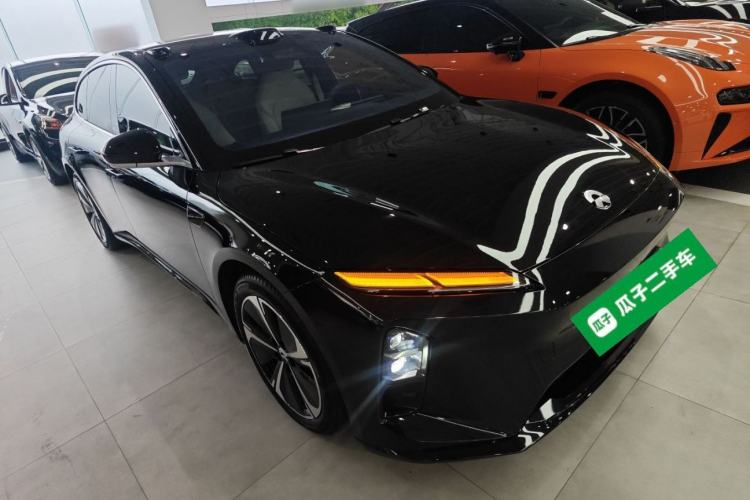 Used Nio ET5T 2025 75 kWh Touring Exterior 1