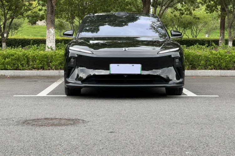 Used Nio ET5T 2025 75 kWh Touring Exterior 1
