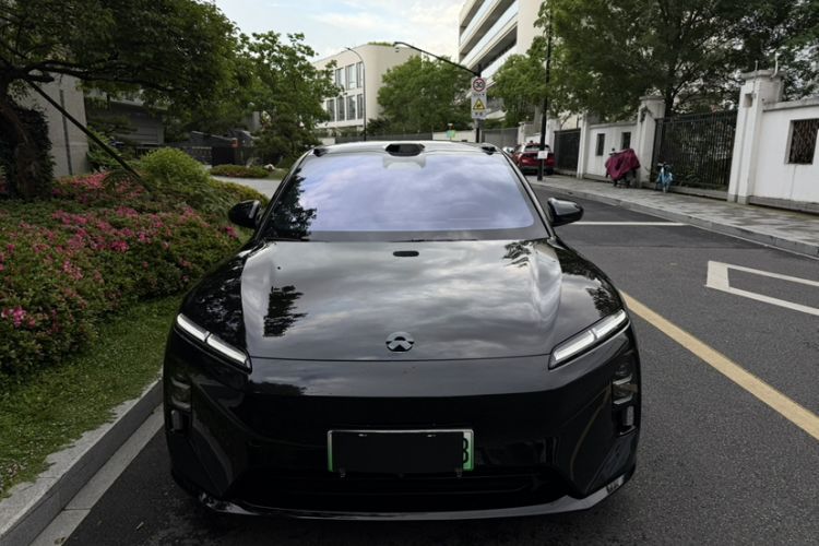 Used Nio ET5T 2025 75 kWh Touring Exterior 1