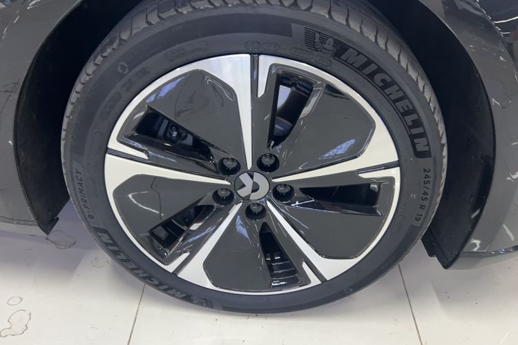 Used Nio ET5T 2025 75 kWh Touring Exterior 2