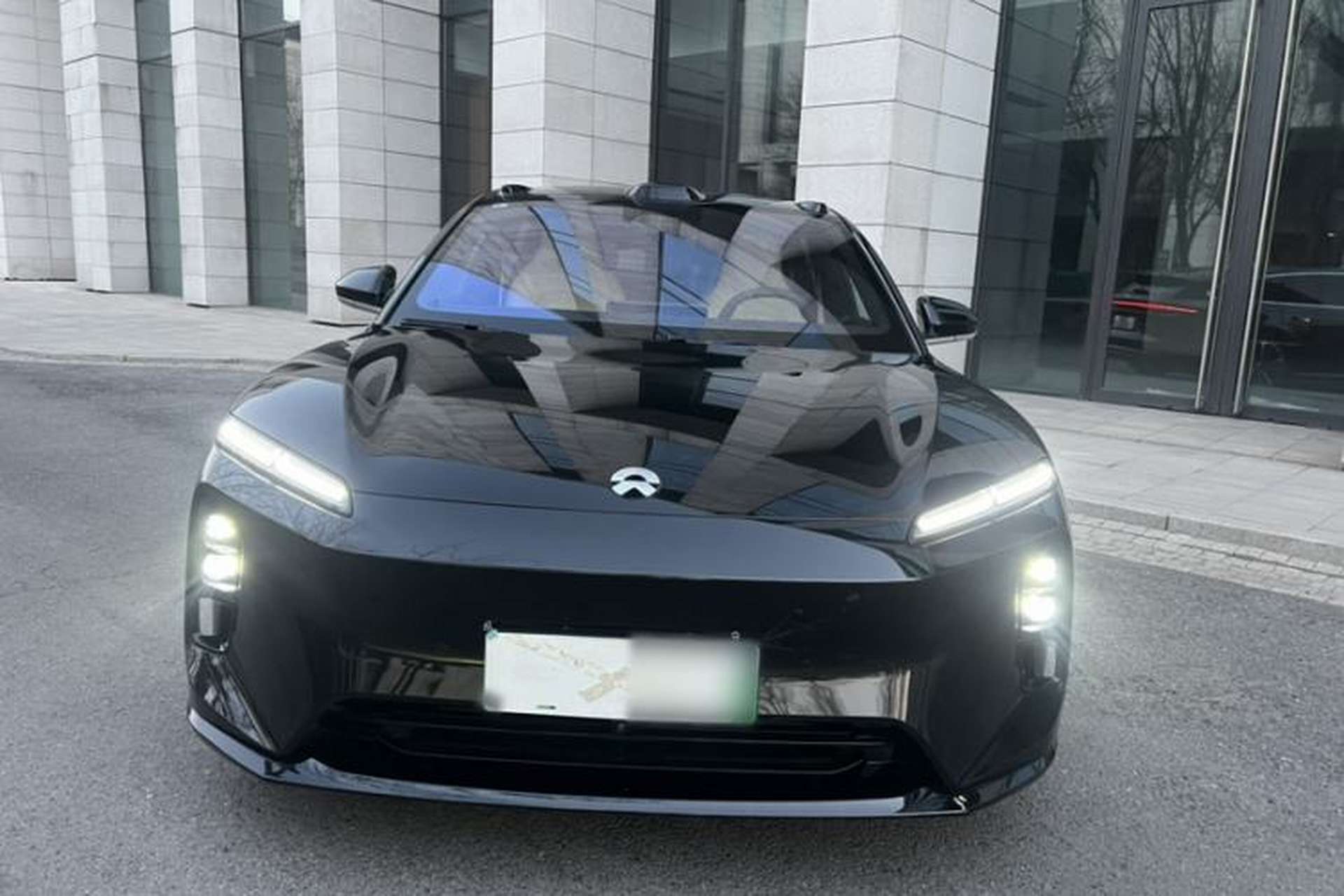 Used Nio ET5T 2025 75 kWh Touring Exterior 2