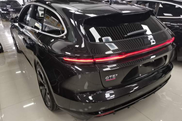 Used Nio ET5T 2025 75 kWh Touring Exterior 2