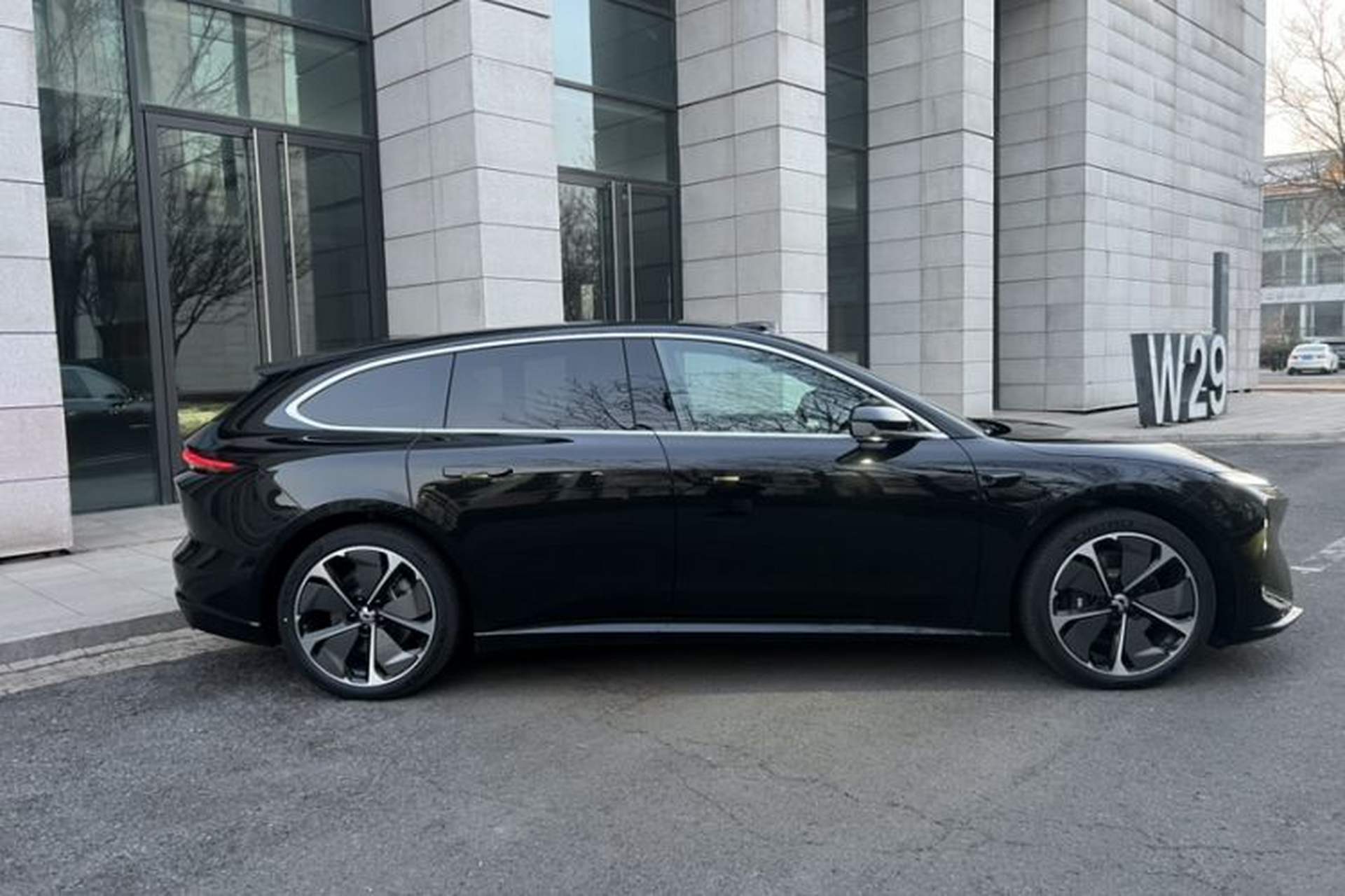 Used Nio ET5T 2025 75 kWh Touring Exterior 3