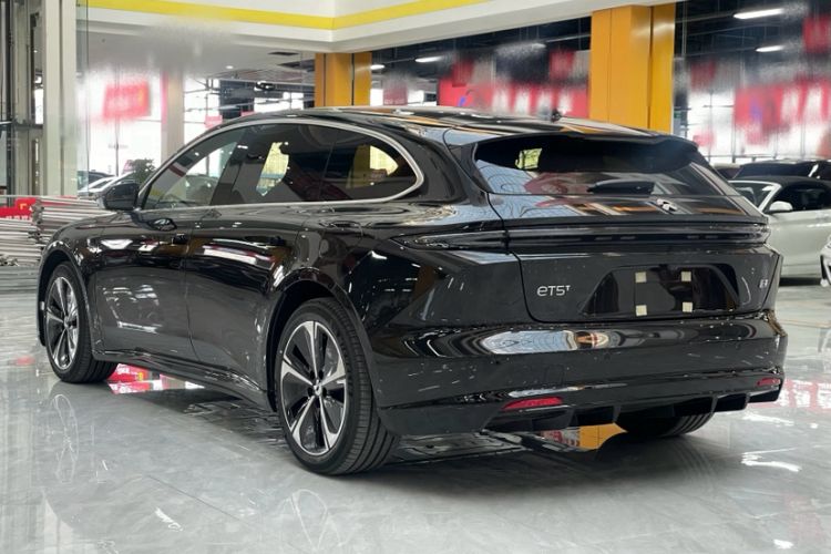 Used Nio ET5T 2025 75 kWh Touring Exterior 3