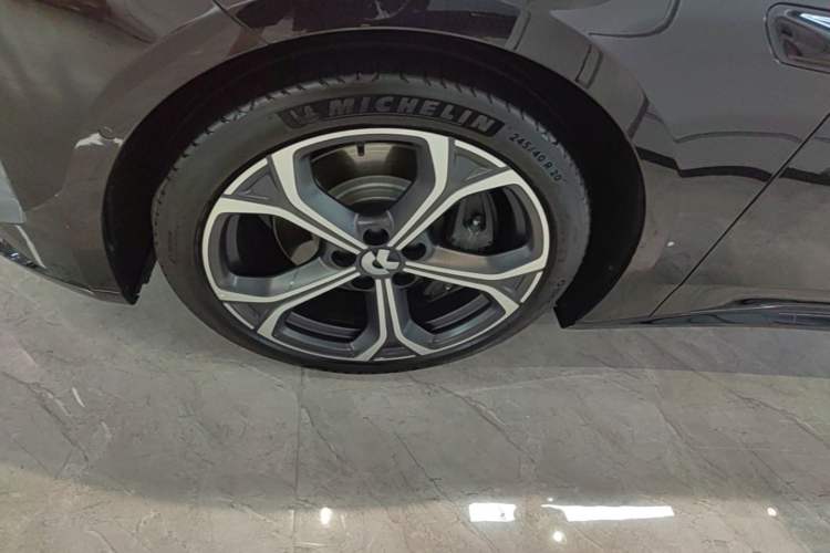 Used Nio ET5T 2025 75 kWh Touring Exterior 4