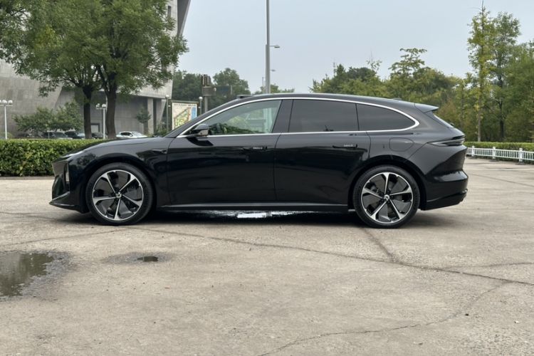 Used Nio ET5T 2025 75 kWh Touring Exterior 4