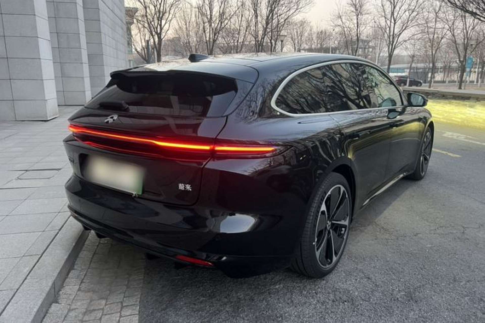 Used Nio ET5T 2025 75 kWh Touring Exterior 4