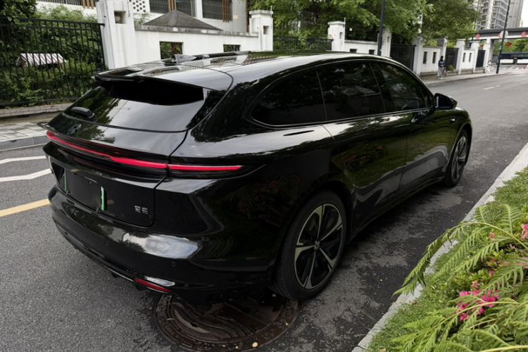 Used Nio ET5T 2025 75 kWh Touring Exterior 4