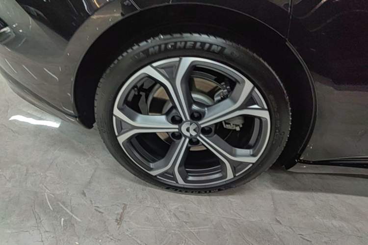 Used Nio ET5T 2025 75 kWh Touring Exterior 5