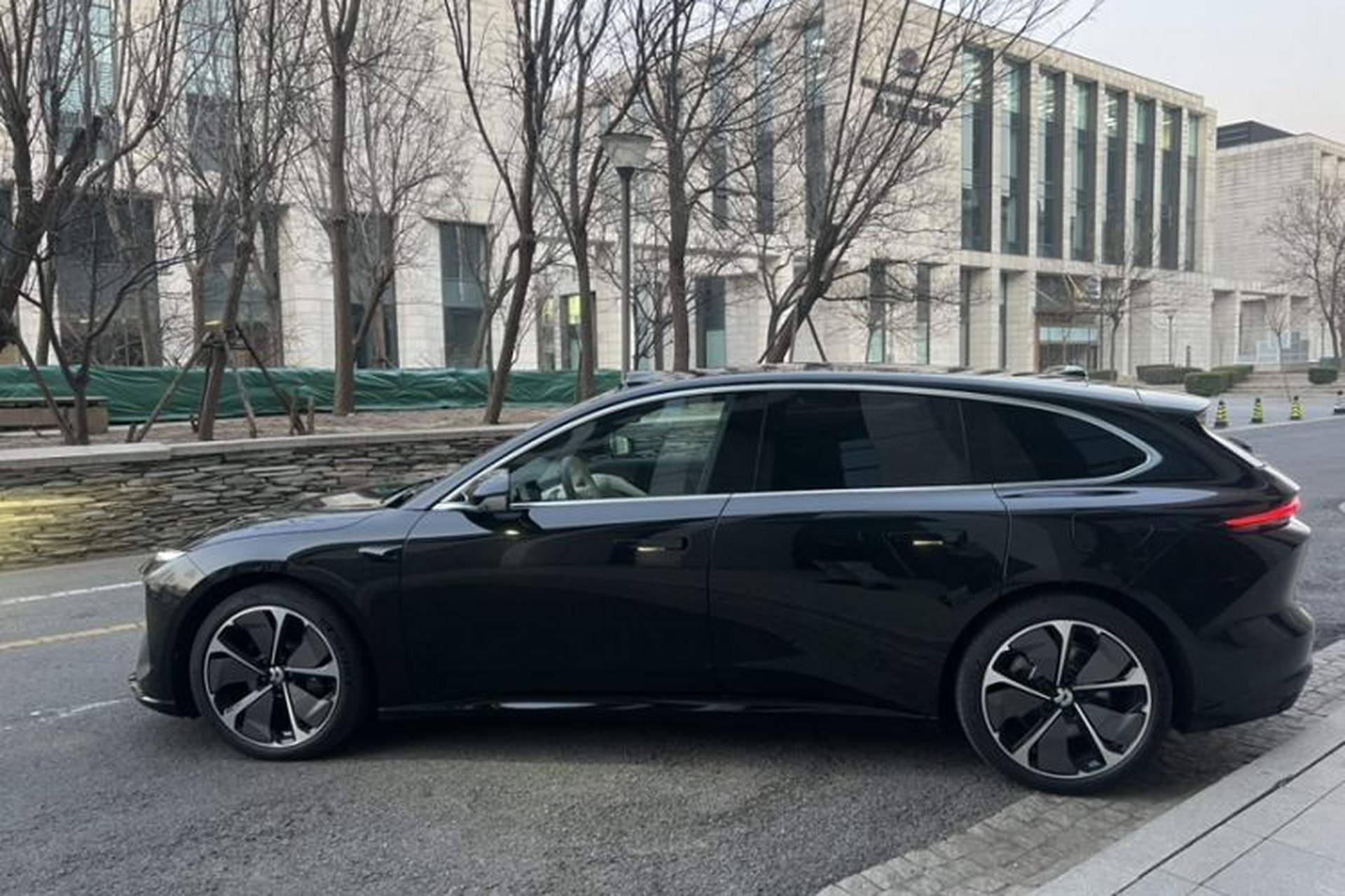 Used Nio ET5T 2025 75 kWh Touring Exterior 5