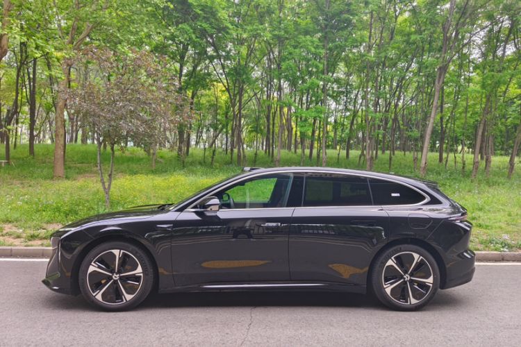 Used Nio ET5T 2025 100kWh Touring Exterior 5